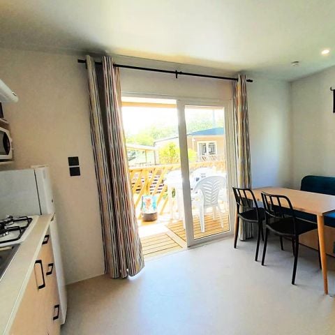 MOBILHOME 4 personnes - California 3 Pièces 4 Personnes Climatisé + TV