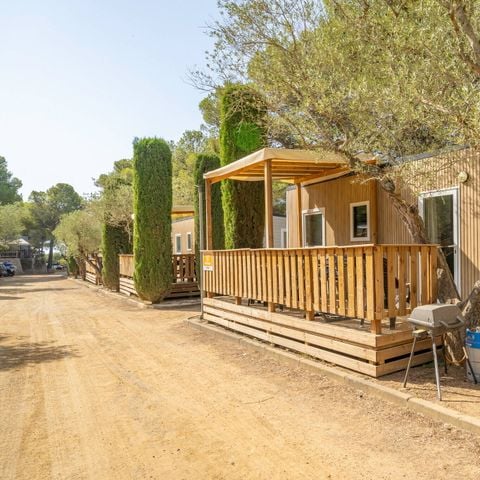 Stacaravan 6 personen - Premium | 3 slaapkamers | 6 pers | Verhoogd terras | Airconditioning