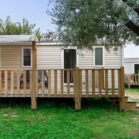 Stacaravan 4 personen -  Comfort | 2 Slaapkamers | 4 Pers | Verhoogd terras | Airconditioning