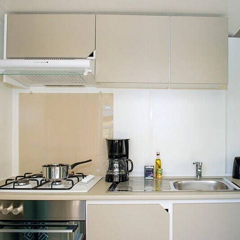 Mobilheim 6 personen - Comfort | 2 Zi. | 4/6 Pers. | Erhöhte Terrasse | Klimaanlage