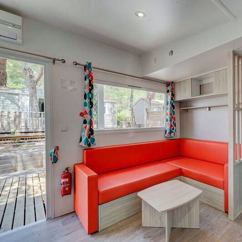 Stacaravan 6 personen - Comfort | 3 slaapkamers | 6 pers | Overdekt verhoogd terras | Airconditioning