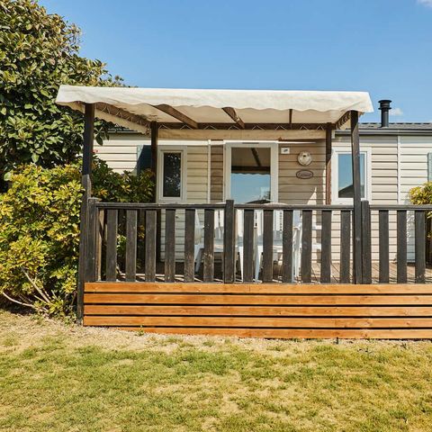 BUNGALOW 2 personnes - Magnolia 2 personnes inclus possibilité d'ajouter 2 personnes supplémentaire (payant) voir avec partenaire