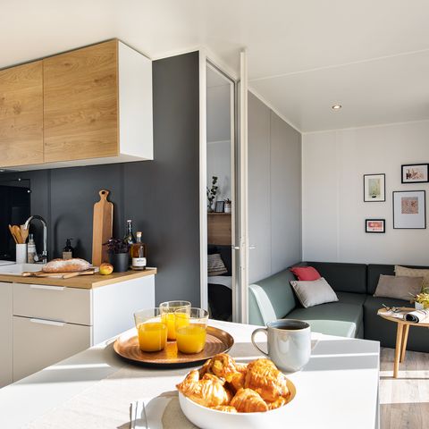 Stacaravan 6 personen - Premium 32m² 3 slaapkamers + Terras + TV + vaatwasser