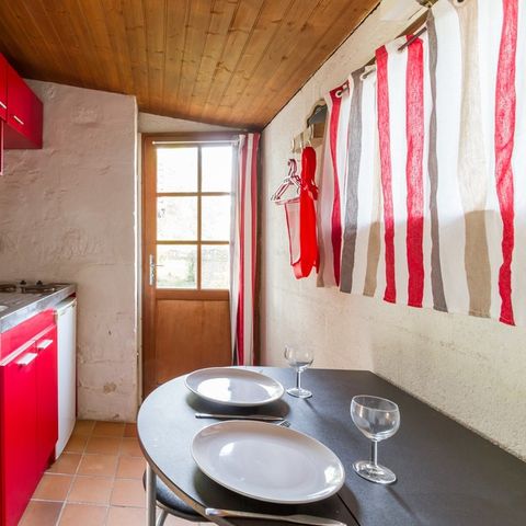 Ferienhaus 3 personen - Aus Stein mit Sanitäranlagen