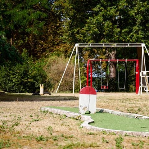 Camping Le Petit Trianon  - Camping Vienne - Afbeelding N°6