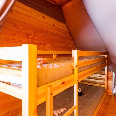 TIENDA DE LONA Y MADERA 4 personas - TIPI Sin instalaciones sanitarias