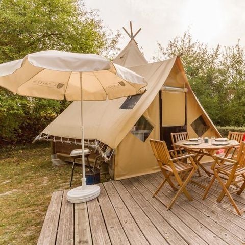 TENTE TOILE ET BOIS 4 personnes - TIPI Sans sanitaires
