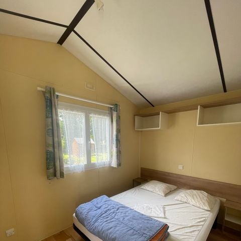 BUNGALOW 5 personnes - Convivial - 31m² - 2 chambres (pour 4 adultes et 1 enfant -12 ans)