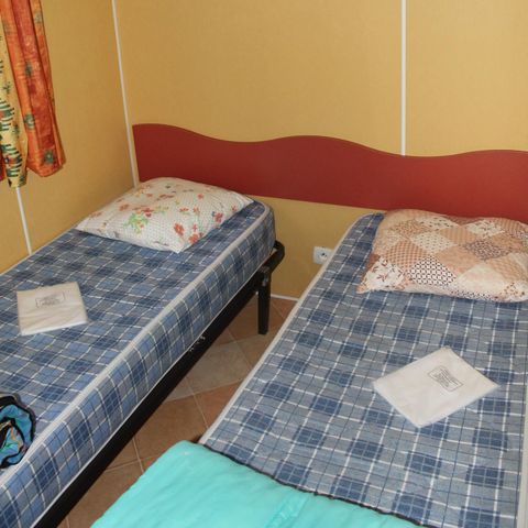 MOBILHOME 4 personnes - NOISETIERS