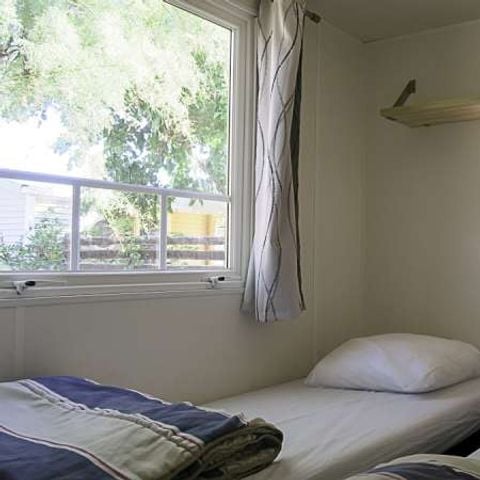 BUNGALOW 6 personnes - CHENES + TV