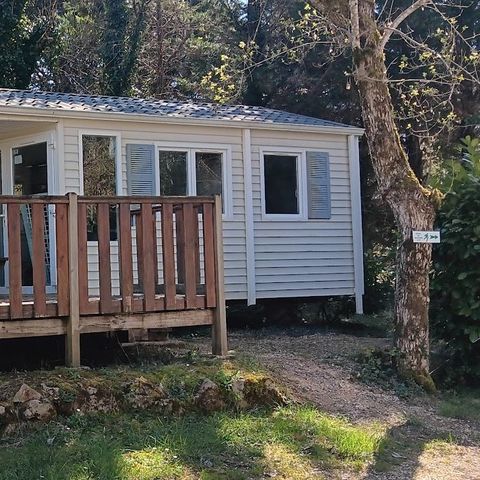 Mobilheim 6 personen - Mobile Residenz Komfort Noyers mit halbüberdachter Holzterrasse 18 m² + TV-DNT