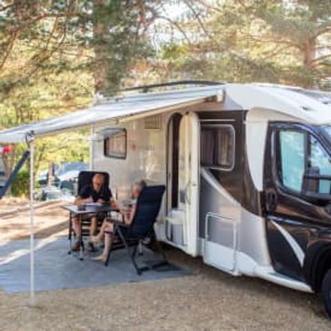 Kampeerplaats - RCN les Collines de Castellane | Kampeerplaats (inclusief 2 personen)