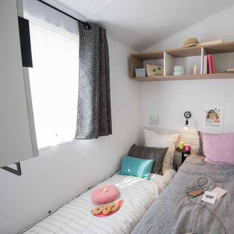 MOBILHOME 8 personas - Univers Family Plus 40 m² + 4 habitaciones + 18 m² terraza cubierta