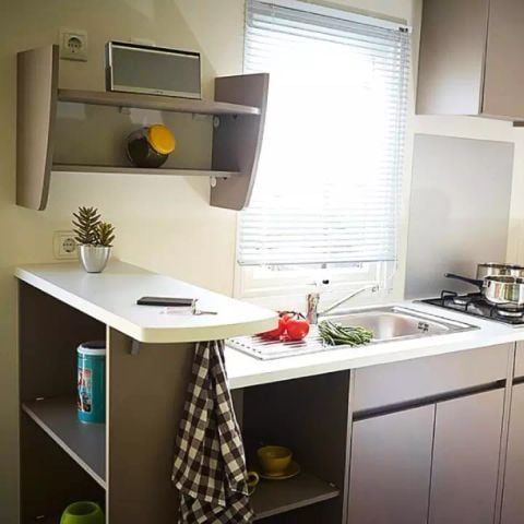 MOBILE HOME 6 people - 3 Rooms 4/6 Persons + TV