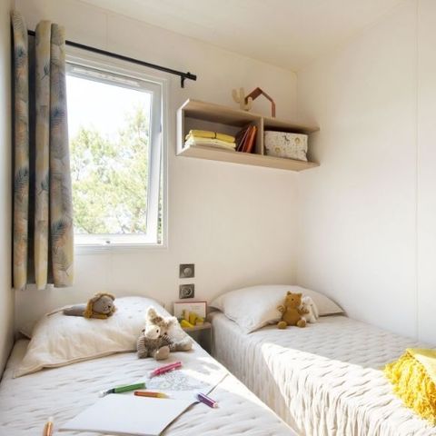 Mobilheim 8 personen - Confort+ 8 Personen 4 Schlafzimmer 2 Bäder 40m²