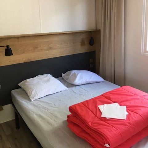 BUNGALOW 6 personnes - C- Mobil-home Caraïbes 2 chambres