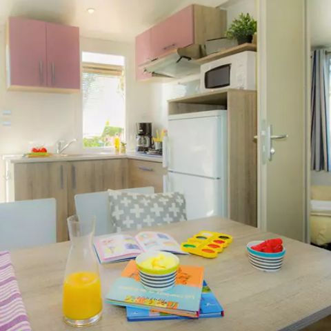 MOBILHOME 4 personnes - Mobil-home | Classic | 2 Ch. | 4 Pers. | Terrasse surélevée | Clim. | TV