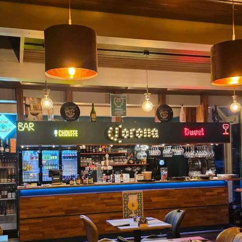 STAANPLAATS - Camperplaats (Van max. 5m)