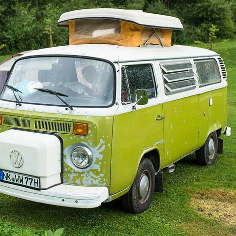 STAANPLAATS - Kampeerplaats met electriciteit