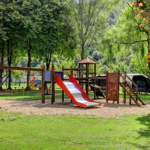 Kampeerplaats - Kampeerplaats met electriciteit