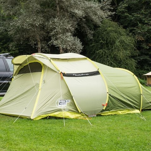 PARCELA - Pradera de carpas