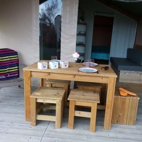 Safarizelt 5 Personen - LODGE SAHARI mit eigenem Sanitärbereich