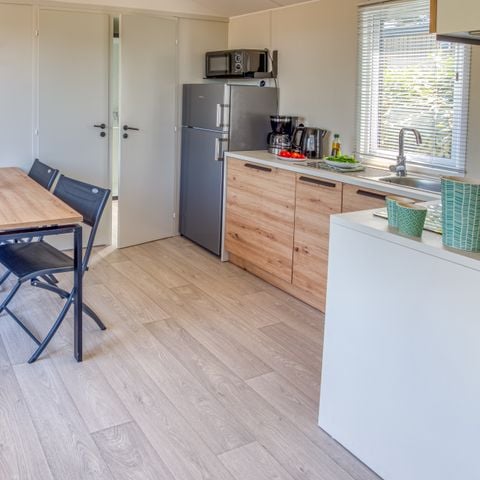 MOBILHOME 5 personnes - Loggia (4 adultes + 1 enfant)