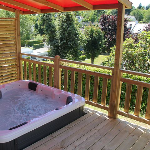 Mobile home 4 persons - Mobile home Côté Jardin - 2 bedrooms + terrace + TV + SPA