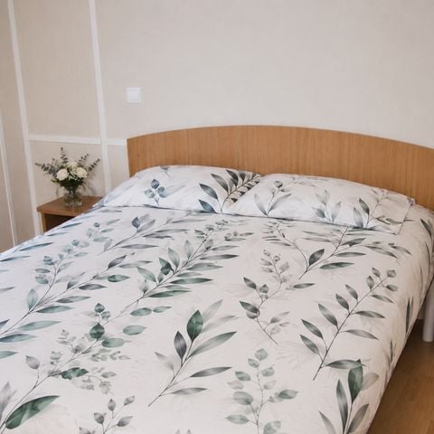 Chalet 4 personen - CRL - 2 slaapkamers + terras - PMR