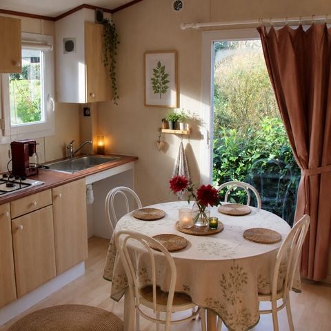 Chalet 4 personen - CRL - 2 slaapkamers + terras - PMR