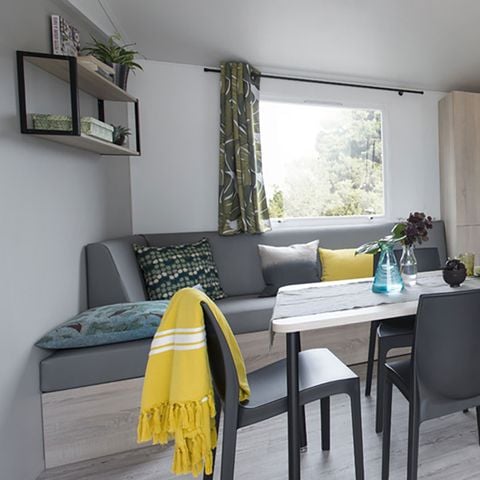 Mobilheim 6 Personen - Karibik Premium – 3 Schlafzimmer + Terrasse + TV