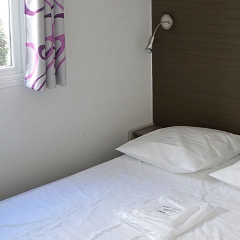 Mobilheim 4 Personen - Comfort | 2 Zi. | 4 Pers. | Einfache Terrasse | TV