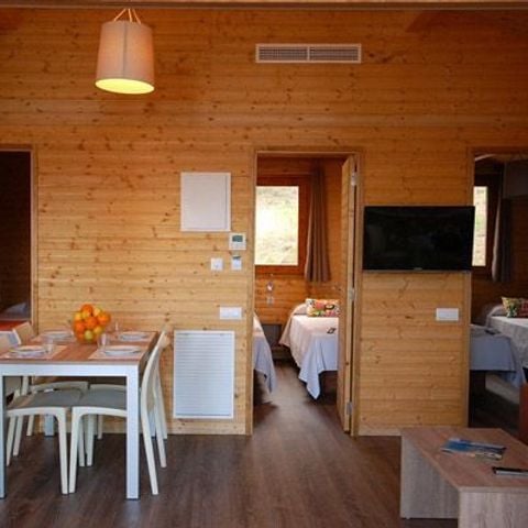 Chalet 4 personen - Premium | 2 Zi. | 4 Pers. | 2 Bäder | Klimaanlage | TV