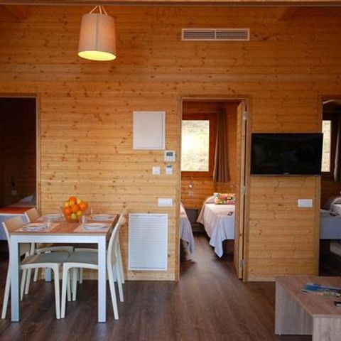 Chalet 4 Personen - Chalet | Premium | 2 Schlafz. | 4 Pers. | 2 Bäder | Klimaanlage | TV