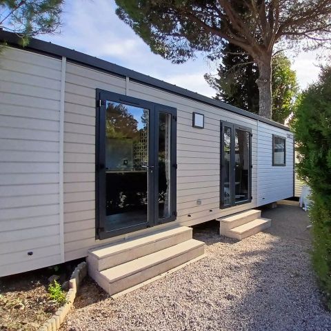 Stacaravan 6 personen - 4 kamers 6 personen Airconditioning + TV