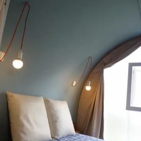 Tente en toile et en bois 4 personnes - Coco Sweet (sans sanitaires)