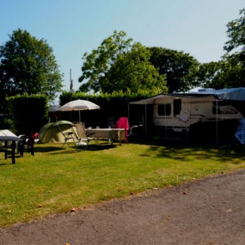 EMPLACEMENT - Premium Suite XL