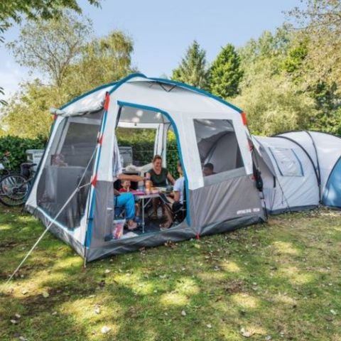 Pitch - Bare pitch without electricity