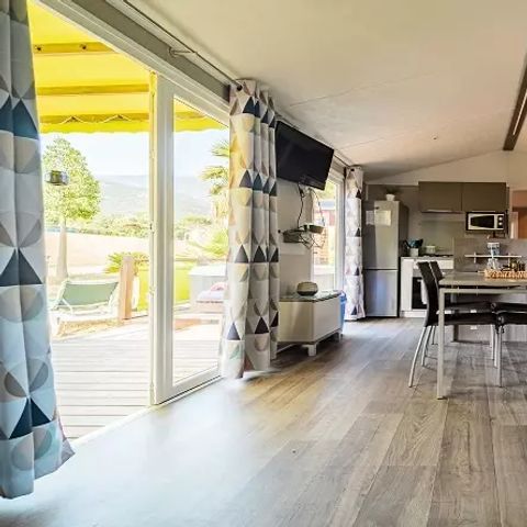 Mobile home 6 persons - Trio Premium 4 Rooms 6 People Jacuzzi + Air Conditioning + TV