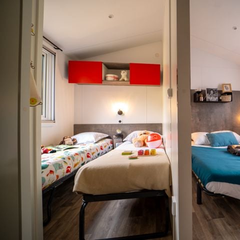 Stacaravan 8 personen - Quattro Premium-reeks met jacuzzi