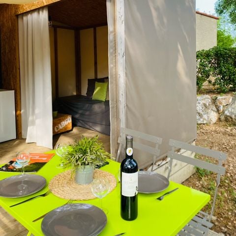 Tente en toile et en bois 4 personnes - MAORI (sans sanitaires)