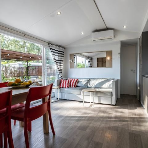 Stacaravan 4 personen - PREMIUM 2 slaapkamers (CLIM)