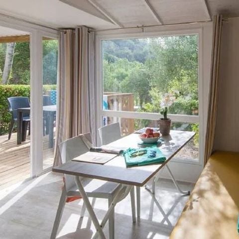 BUNGALOW 6 personnes - Comfort | 2 Ch. | 4/6 Pers. | Terrasse simple | Clim. | TV
