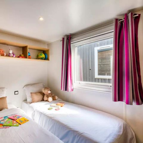 MOBILE HOME 4 people - Mobile home | Comfort | 2 Bedrooms | 4 Pers | Raised terrace | Air conditioning | TV