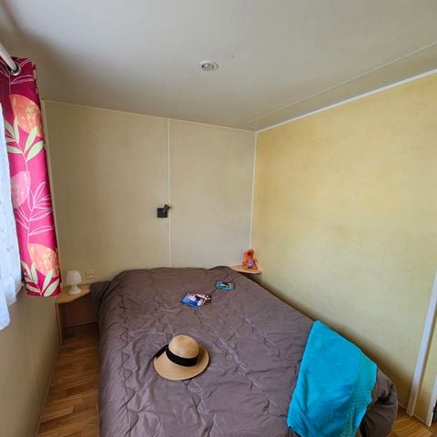 Stacaravan 5 personen - Stacaravan "SUNSHINE 5" Airconditioning/TV - 2 slaapkamers - max 5 personen (inclusief baby) 5 pers