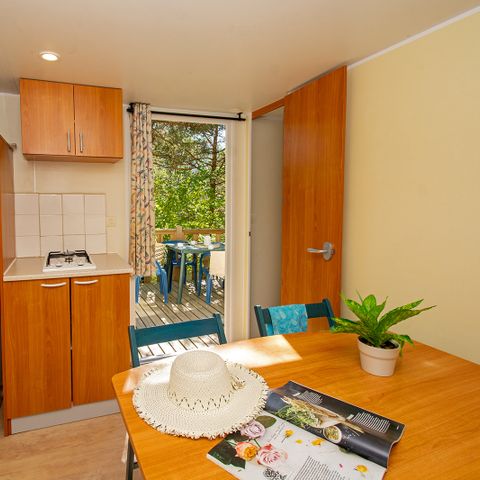 BUNGALOW 6 personnes - (SANS SANITAIRES)