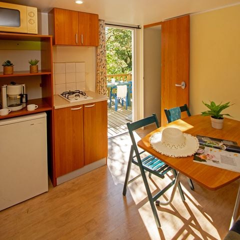 MOBILHOME 6 personnes - (SANS SANITAIRES)