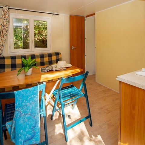 Stacaravan 6 personen - (ZONDER SANITAIR)