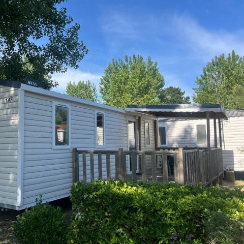 MOBILHOME 6 personnes - Mobile-Home Confort 32m² 3 chambres + terrasse semi-couverte (coté plage)