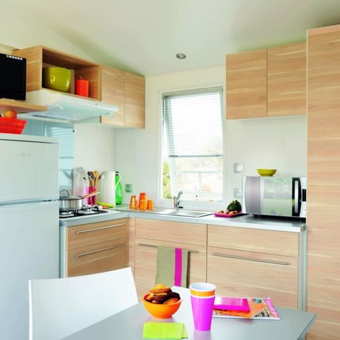 Mobilheim 4 Personen - Confort 26m² 2 Zimmer + halboffene Terrasse (Landseite)